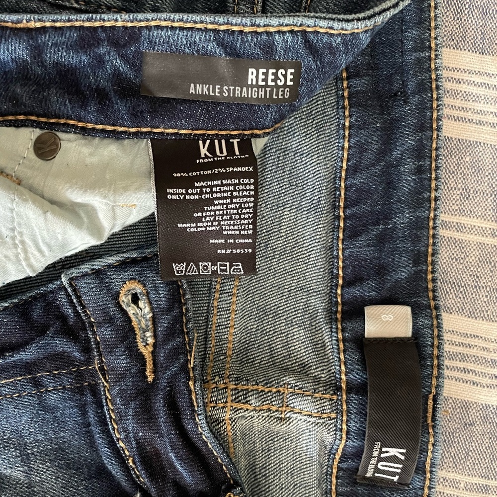 Kut Reese ankle straight leg. Size 8. Worn once.